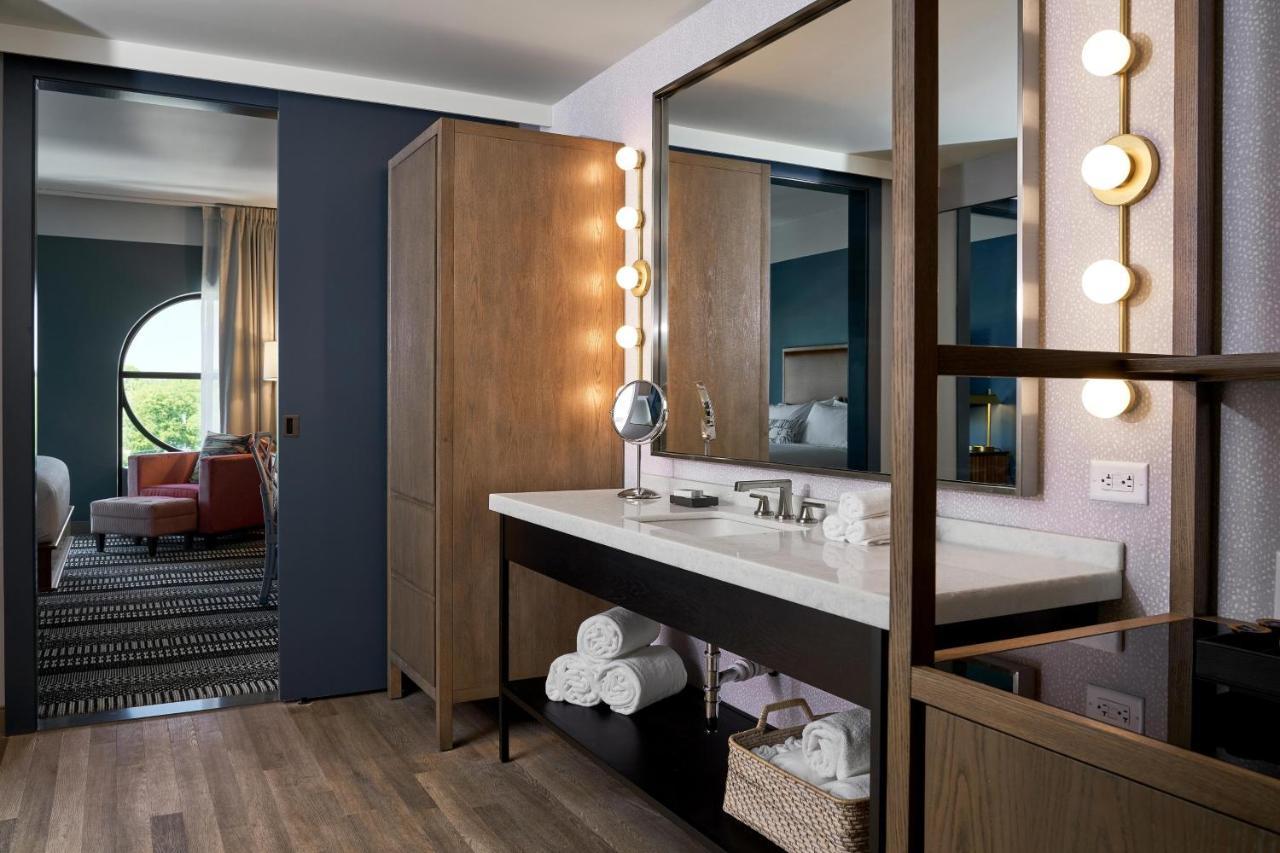 The Memphian A Tribute Portfolio Hotel Memphis Exteriör bild